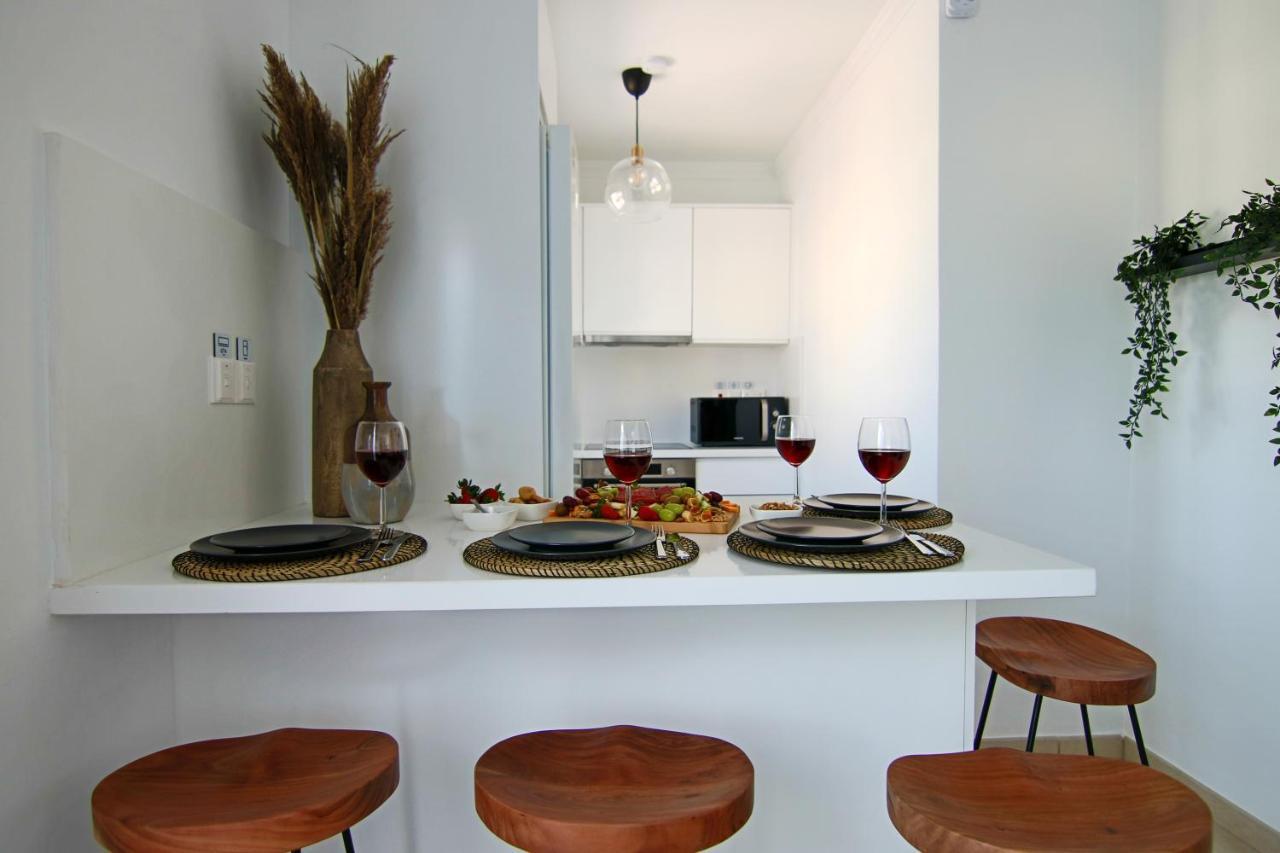 Appartement Phaedrus Living: Seaside Luxury Flat Lighthouse 62 à Paphos Extérieur photo