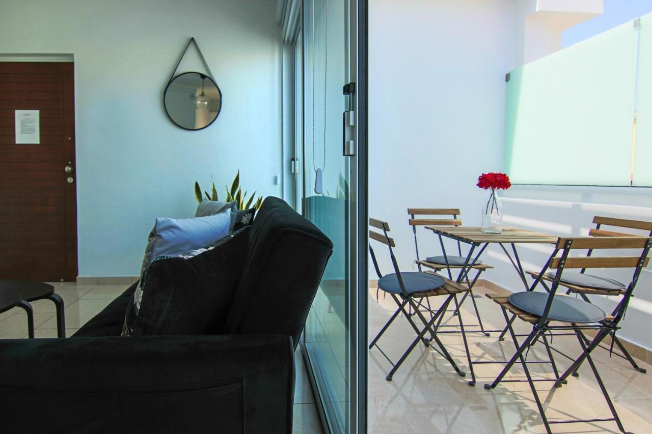 Appartement Phaedrus Living: Seaside Luxury Flat Lighthouse 62 à Paphos Extérieur photo